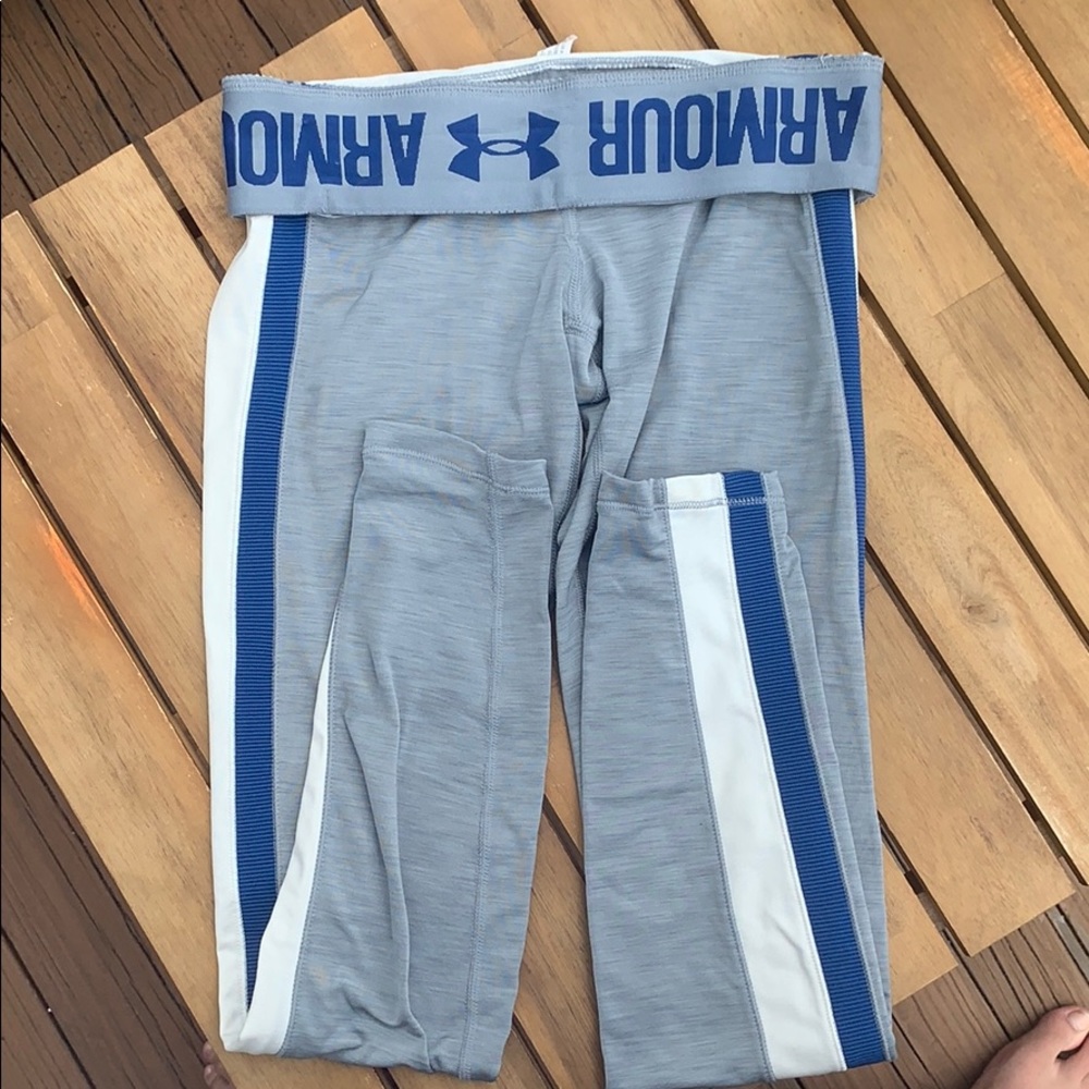 grey under armour leggings